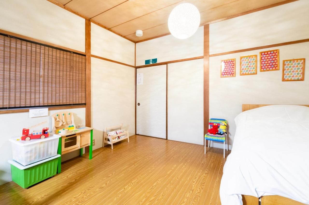 Chikyuutabikazoku Usj Apartment Osaka Luaran gambar
